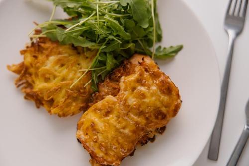 Изображение Филе горбуши с овощами и драником