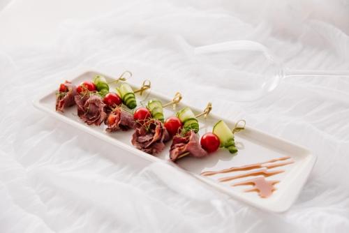 Изображение Канапе из марала